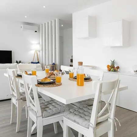 & Supertubos House * Consolacao