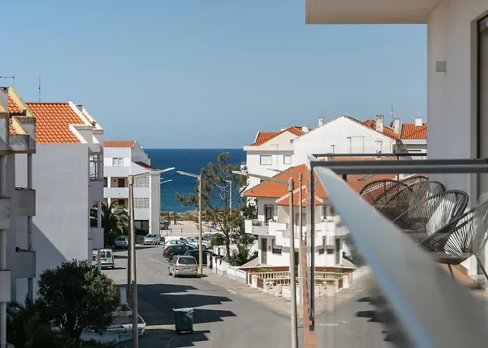 Appartement & Supertubos House *