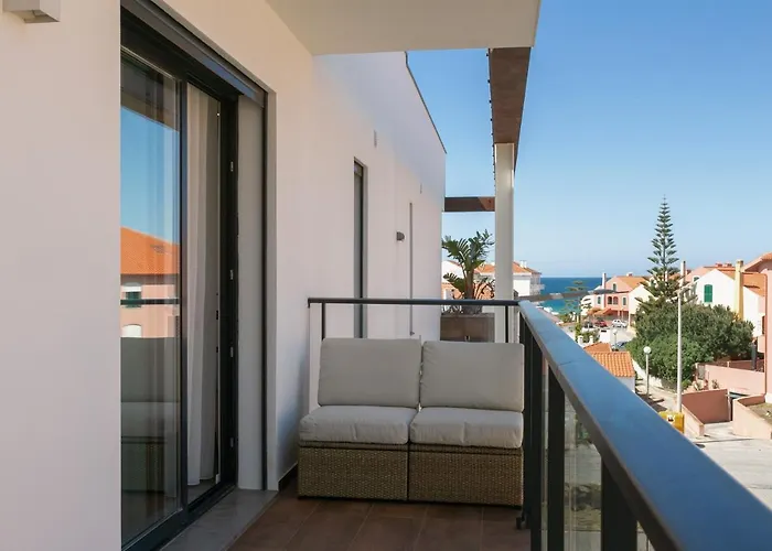 & Supertubos House Consolação