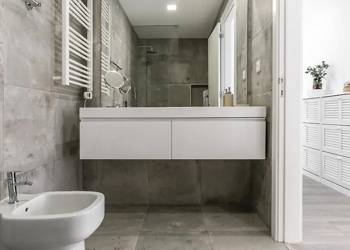 & Supertubos House Consolação